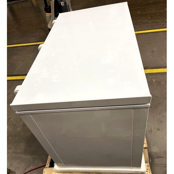 Scratch and Dent Galaxy CF13HC Commercial Chest Freezer - 12.7 cu. ft.