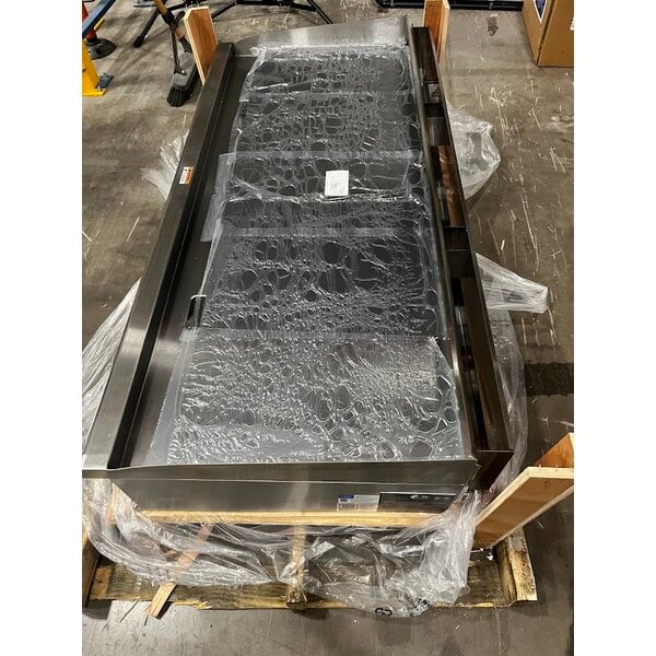 Scratch and Dent Cooking Performance Group GT-CPG-60-NL 60" Gas Countertop Griddle with Thermostatic Controls - 150,000 BTU