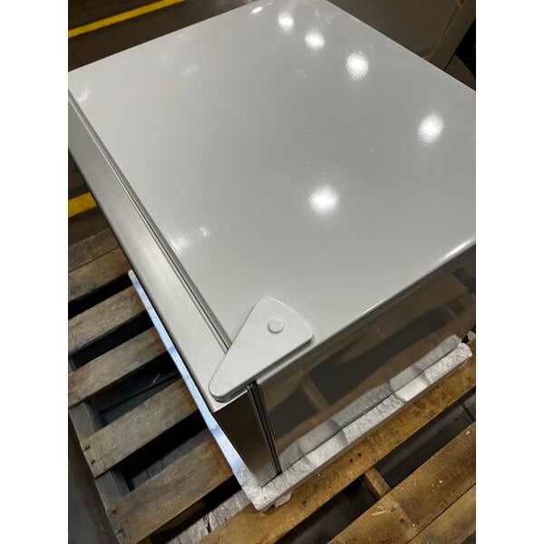 Scratch and Dent Avantco CFM2 White Customizable Countertop Display Freezer with Swing Door