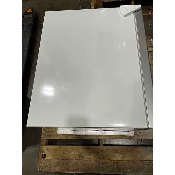 Scratch and Dent Avantco CFM2 White Customizable Countertop Display Freezer with Swing Door