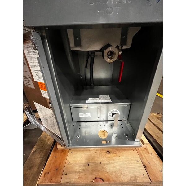 Scratch and Dent Dean by Frymaster SR114E Super Runner Economy 40 lb. Electric Floor Fryer - 240V, 1 Phase