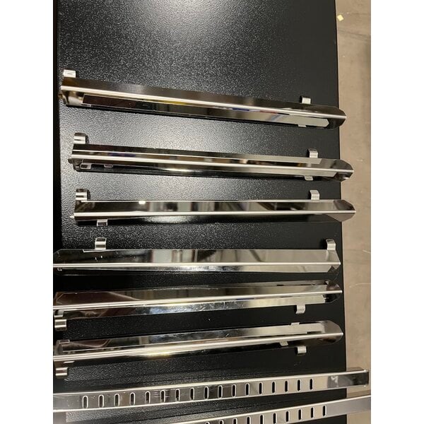 Scratch and Dent Vollrath HFM-36 36" Hot Food Merchandiser - 1440W