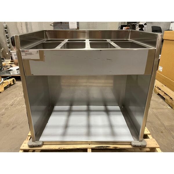 Scratch and Dent ServIt 32" Stainless Steel Flatware / Tray Cart with 8 Pan Capacity TSC-32