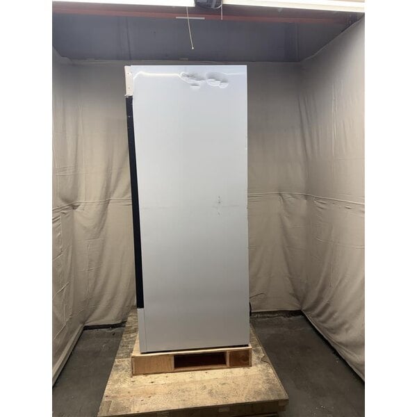 Scratch and Dent Avantco GDC-23-HC 28 3/8" White Swing Glass Door Merchandiser Refrigerator with LED Lighting