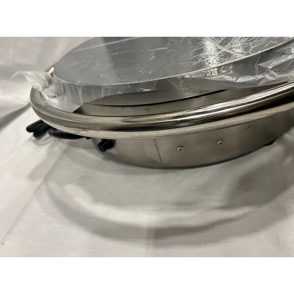 Scratch and Dent Estella CMPT16A 16" Portable Crepe Maker - 120V, 1820W