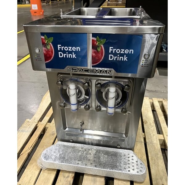 Scratch and Dent Spaceman 6455-CL Double 17 Qt. Countertop Pourover Slushy / Granita Frozen Drink Machine - 115V