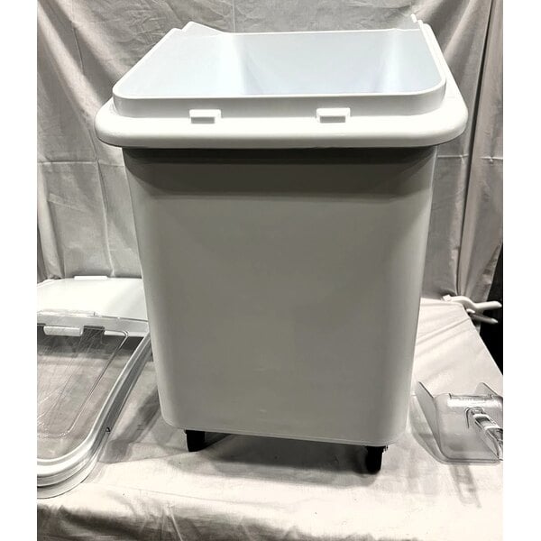 Scratch and Dent Rubbermaid® FG360388WHT ProSave 30.8 Gallon / 490 Cup White Slant Top Mobile Ingredient Storage Bin with Sliding Lid & Scoop