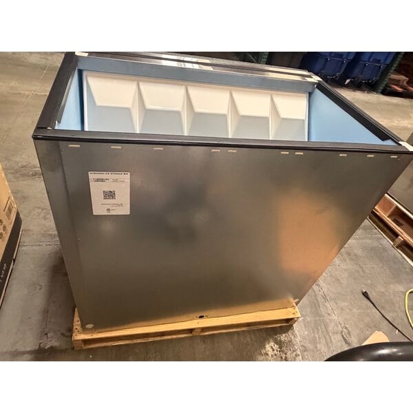 Scratch and Dent Hoshizaki B-700SF 44" Ice Storage Bin with Stainless Steel Finish - 700 lb.