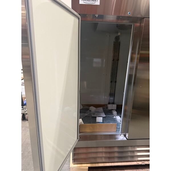 Scratch and Dent MainStreet Equipment BMR-49-R 54" Solid Door Reach-In Refrigerator