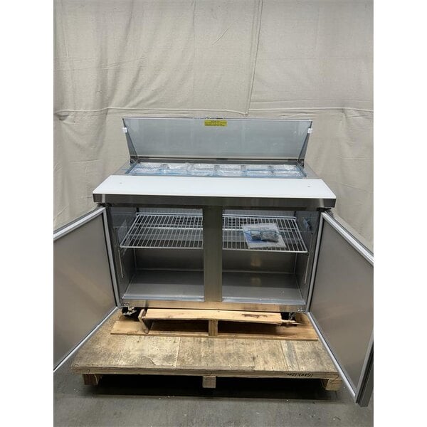 Scratch and Dent Avantco SS-PT-48-8-HC 48" 2 Door Stainless Steel Refrigerated Sandwich Prep Table with Workstation