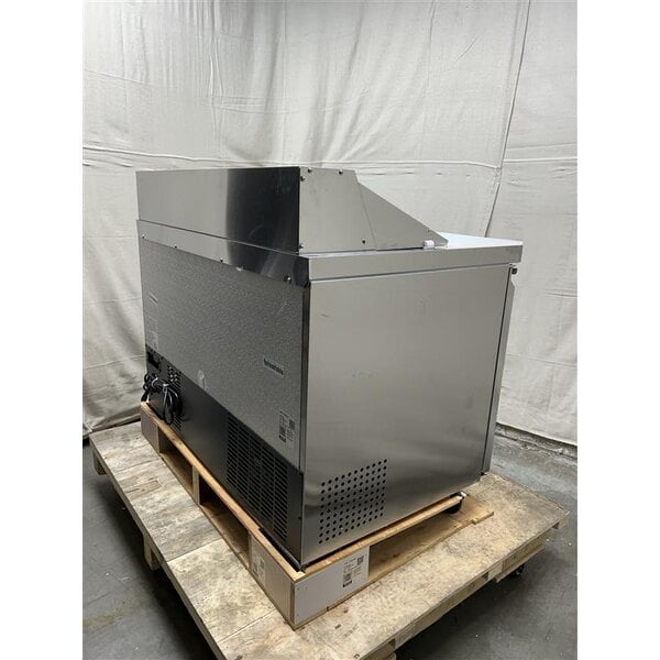 Scratch and Dent Avantco SS-PT-48-8-HC 48" 2 Door Stainless Steel Refrigerated Sandwich Prep Table with Workstation