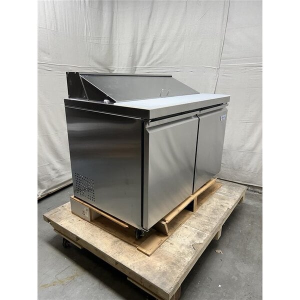 Scratch and Dent Avantco SS-PT-48-8-HC 48" 2 Door Stainless Steel Refrigerated Sandwich Prep Table with Workstation