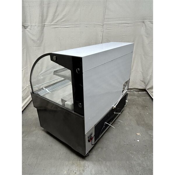 Scratch and Dent Avantco HAC-51-B 47 3/16" Black Horizontal Air Curtain Merchandiser with 1 Shelf and LED Lighting - 115V