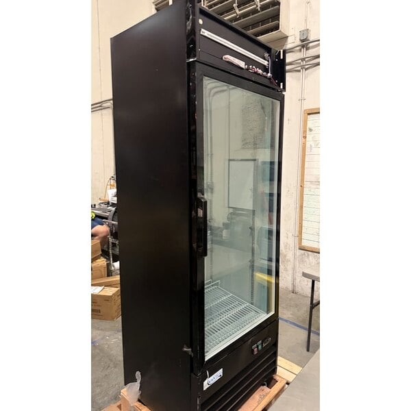 Scratch and Dent Avantco GDC-12F-HC 27" Black Swing Glass Door Merchandiser Freezer with LED Lighting