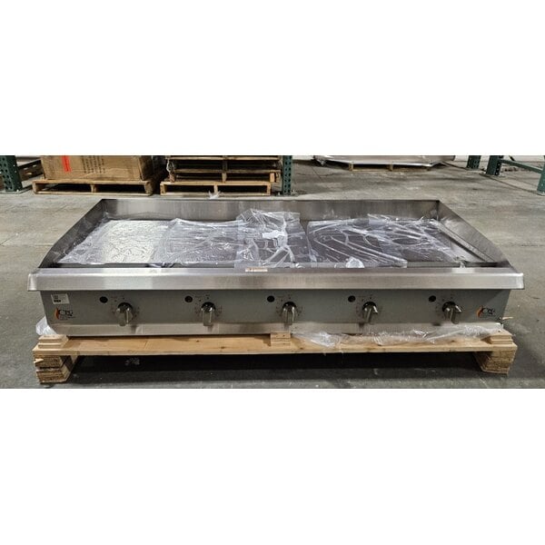 Scratch and Dent Cooking Performance Group GT-CPG-60-NL 60" Gas Countertop Griddle with Thermostatic Controls - 150,000 BTU
