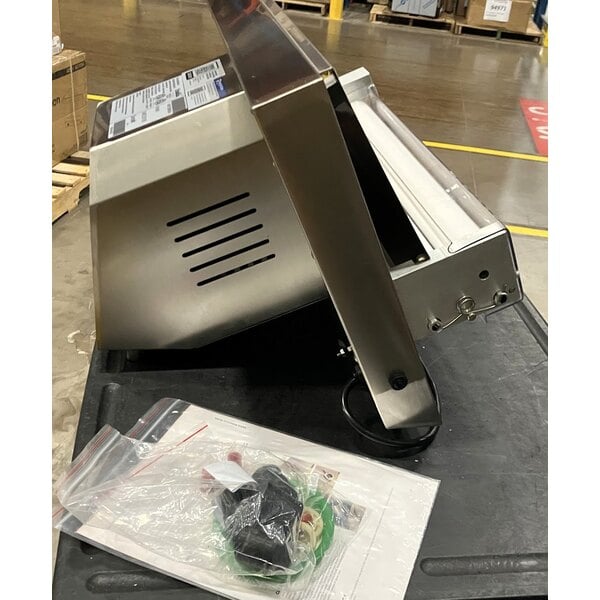 Scratch and Dent Estella EDS18S 18" Countertop One Stage Dough Sheeter - 120V, 1/2 HP