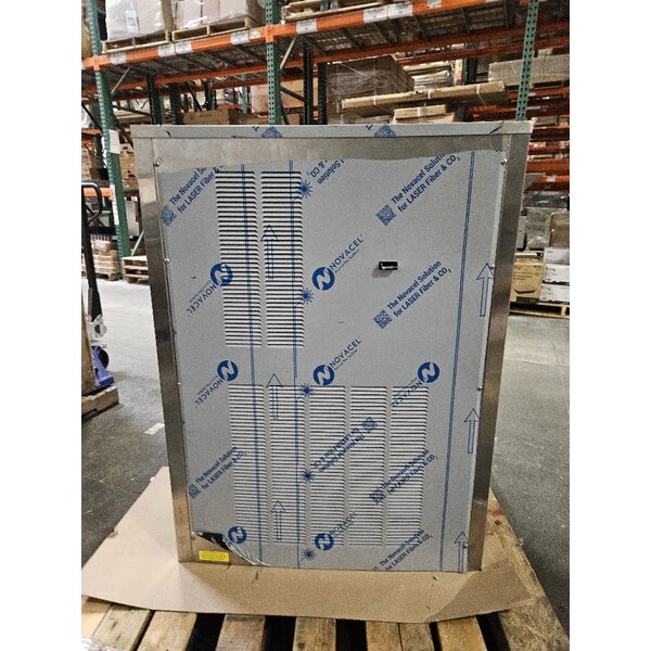 Scratch and Dent SaniServ B-10 AIR 10 Qt. Air Cooled Ice Cream / Gelato Batch Freezer - 208/230V