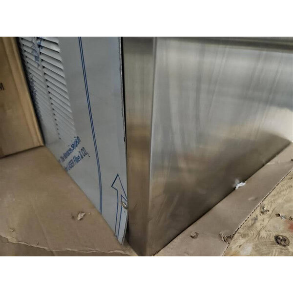 Scratch and Dent SaniServ B-10 AIR 10 Qt. Air Cooled Ice Cream / Gelato Batch Freezer - 208/230V