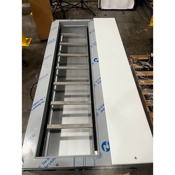 Scratch and Dent Beverage-Air SPE60HC-16 Elite Series 60" 2 Door Refrigerated Sandwich Prep Table