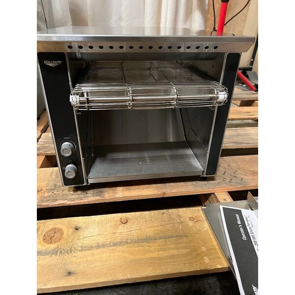 Scratch and Dent Vollrath CT2-120350 JT1 Conveyor Toaster with 1 1/2" Opening - 120V, 1600W