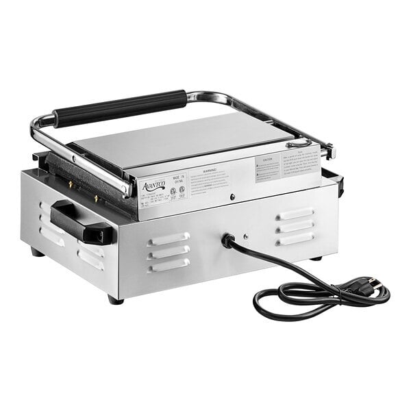 Scratch and Dent Avantco PG200ST Commercial Panini Sandwich Grill with Timer, Smooth Plates, and 13 3/8" x 8 3/4" Cooking Surface - 120V, 1750W