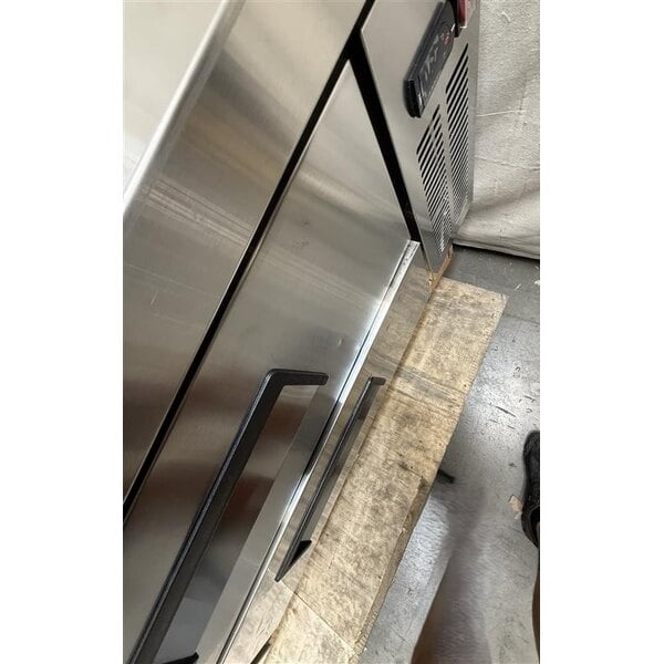 Scratch and Dent Avantco CBE-84-HC 84" 4 Drawer Refrigerated Chef Base