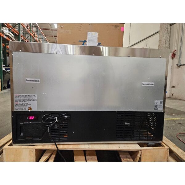 Scratch and Dent Avantco SS-UC-48R-HC 48" Undercounter Refrigerator