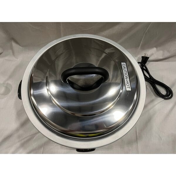 Scratch and Dent Town 57138 74 Cup (37 Cup Raw) Electric Rice Cooker / Warmer - 230V, 1950W