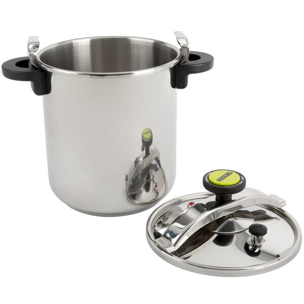Scratch and Dent Monix 013206 Monix 50 Cup (25 Cup Raw) 12.66 qt. (12 Liter) Stainless Steel Pressure Cooker