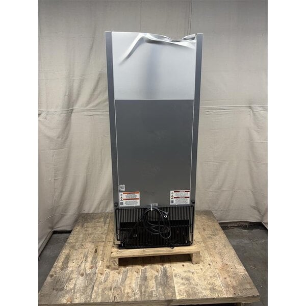 Scratch and Dent True T-12F-HC 24 7/8" One Section Solid Door Reach-In Freezer with LED Lighting