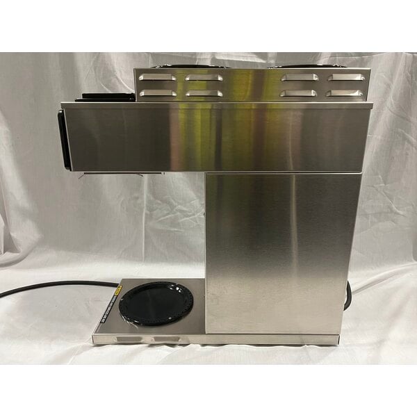 Scratch and Dent Bunn 13300.0004 VP17-3 Low Profile Pourover Coffee Brewer with 3 Warmers