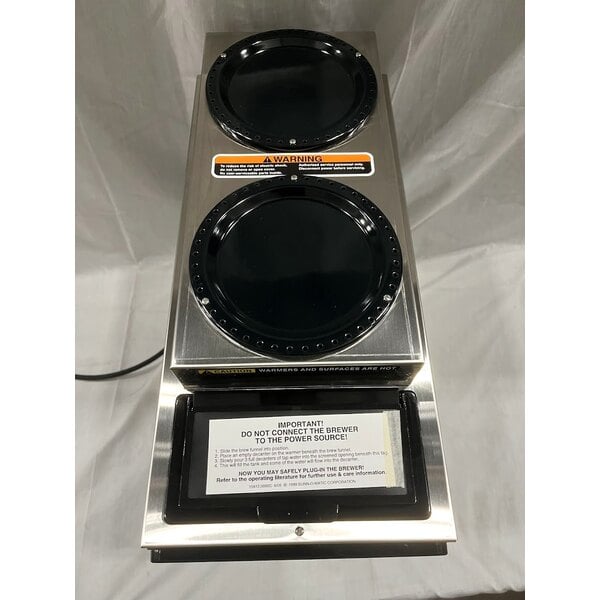 Scratch and Dent Bunn 13300.0004 VP17-3 Low Profile Pourover Coffee Brewer with 3 Warmers