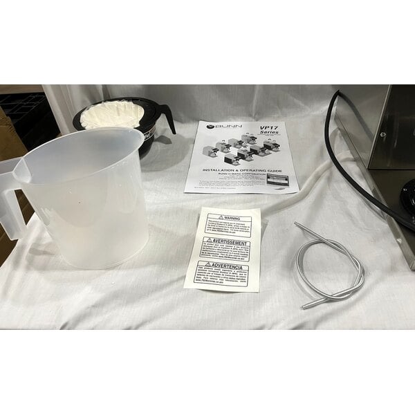 Scratch and Dent Bunn 13300.0004 VP17-3 Low Profile Pourover Coffee Brewer with 3 Warmers
