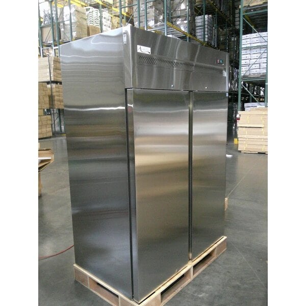 Scratch and Dent Avantco Z2-F-HC 54" Solid Door Stainless Steel Reach-In Freezer