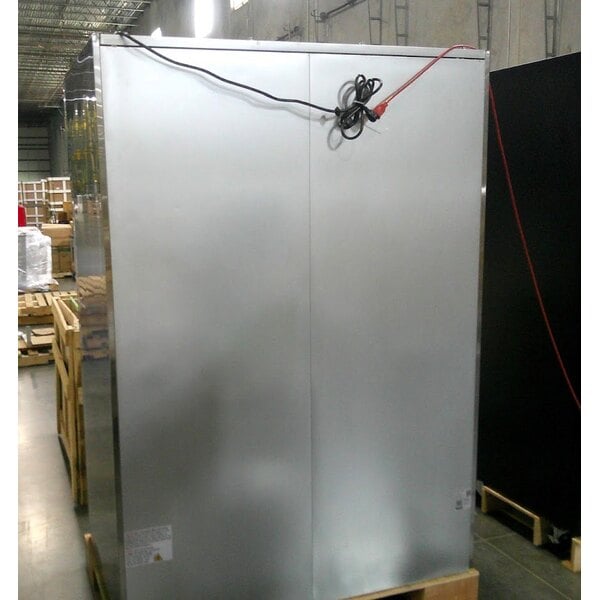 Scratch and Dent Avantco Z2-F-HC 54" Solid Door Stainless Steel Reach-In Freezer