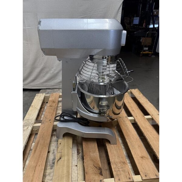 Scratch and Dent MainStreet Equipment CMIX20 20 Qt. Planetary Stand Mixer with Guard & Standard Accessories - 120V, 1 1/2 hp