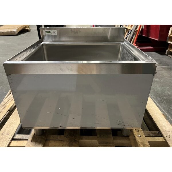 Scratch and Dent Regency 21" x 24" Stainless Steel Underbar Ice Bin with Bottle Holders - 77 lb.