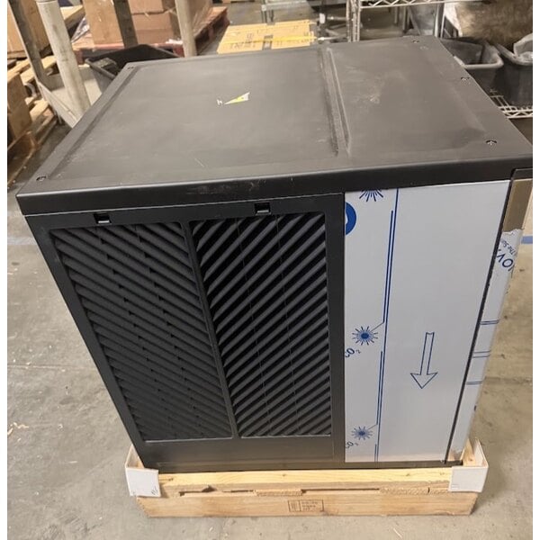 Scratch and Dent Avantco Ice Diamond EMC-F-422-A 22" Air-Cooled Modular Full Cube Ice Machine - 423 lb., 115V