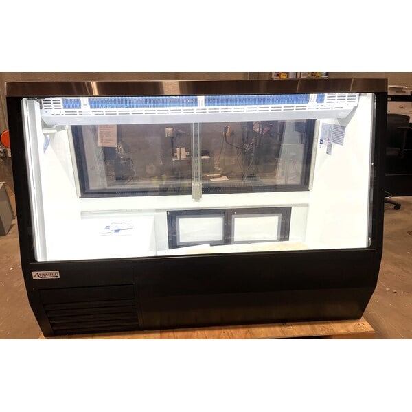 Scratch and Dent Avantco DDLC-71-B 71" Black Square Glass Refrigerated Double-Duty Deli Case