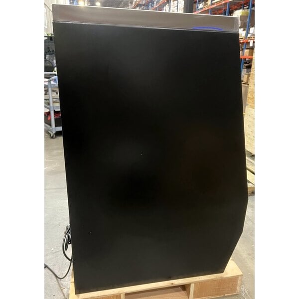 Scratch and Dent Avantco DDLC-71-B 71" Black Square Glass Refrigerated Double-Duty Deli Case