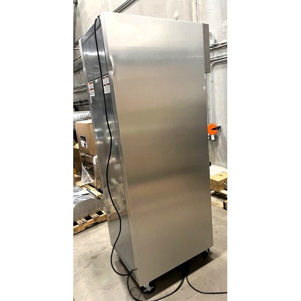 Scratch and Dent True STG1F-1S-HC Spec Series 27 1/2" Solid Door Reach-In Freezer