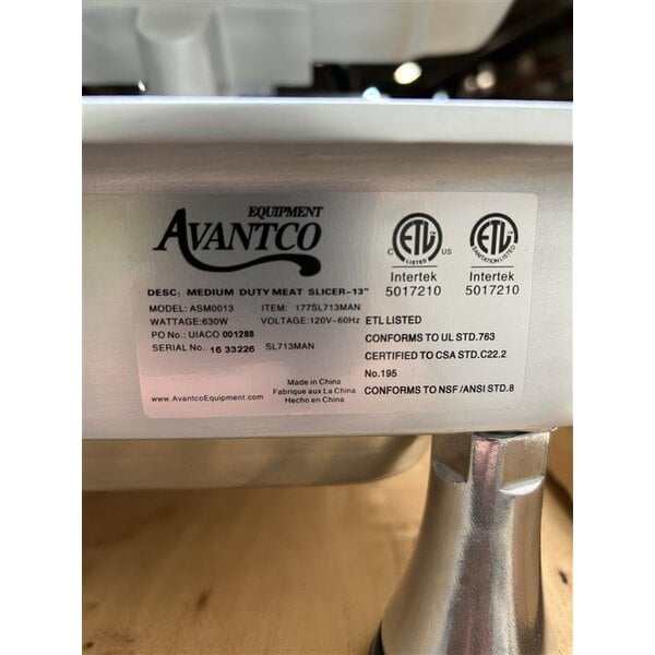 Scratch and Dent Avantco SL713MAN 13" Medium-Duty Manual Gravity Feed Meat Slicer - 3/4 hp