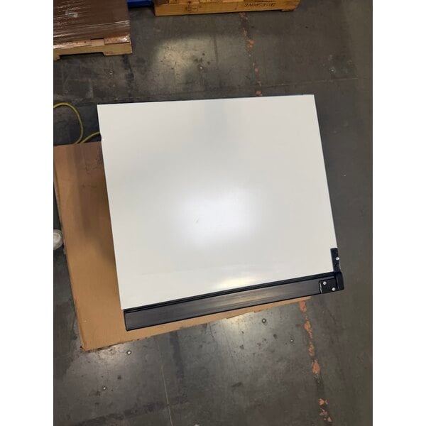 Scratch and Dent Beverage-Air CF3HC-1-W 23" White Countertop Display Freezer with Swing Door
