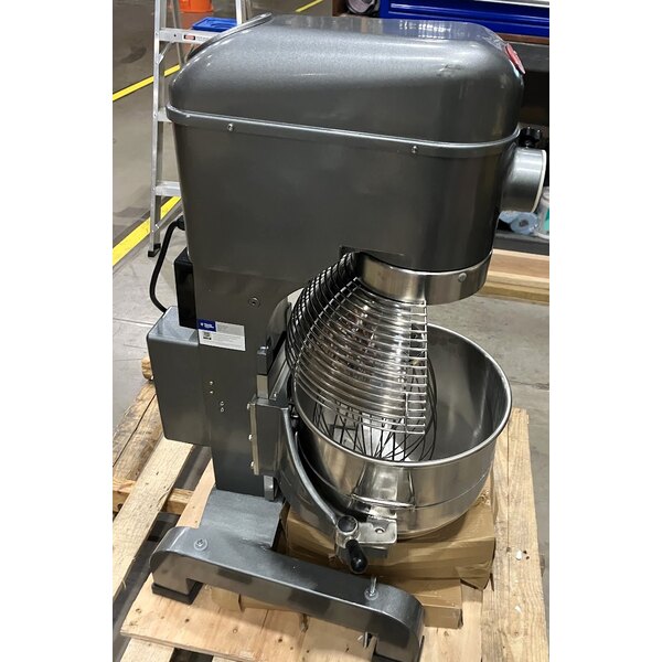 Scratch and Dent Avantco MX40H 40 Qt. Planetary Floor Mixer with Guard & Standard Accessories - 240V, 2 hp