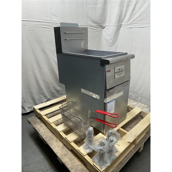Scratch and Dent MainStreet Equipment Natural Gas 40 lb. Stainless Steel Floor Fryer - 90,000 BTU