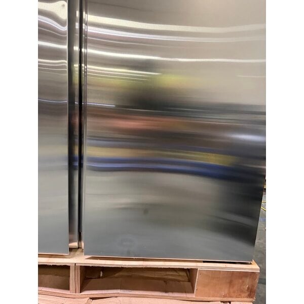Scratch and Dent Avantco Z2-R-HC 54" Solid Door Stainless Steel Reach-In Refrigerator