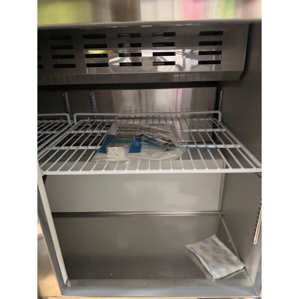 Scratch and Dent Avantco APT-71-HC 70" 3 Door Refrigerated Sandwich Prep Table