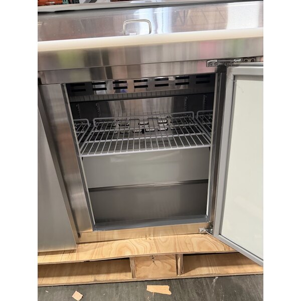 Scratch and Dent Avantco APT-71-HC 70" 3 Door Refrigerated Sandwich Prep Table