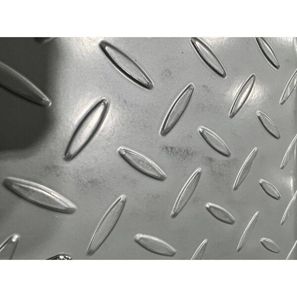 Scratch and Dent Regency 40 lb. 20 GPM Grease Trap with 3" Non-Threaded Connections - PDI Certified