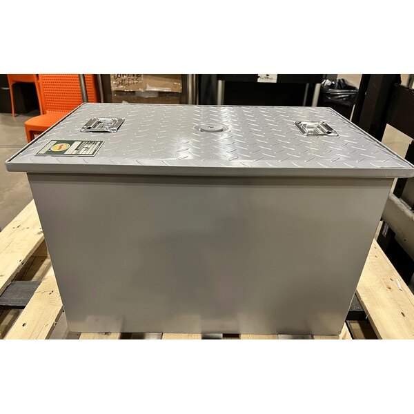 Scratch and Dent Regency 40 lb. 20 GPM Grease Trap with 3" Non-Threaded Connections - PDI Certified